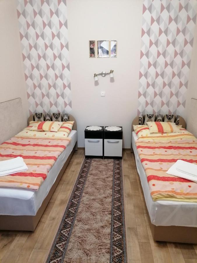 Kaktuszvirág Apartmanház Hajdúszoboszló Exterior foto